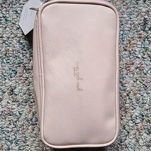 LAUREN CONRAD PINK "POUCH" MAKEUP BAG